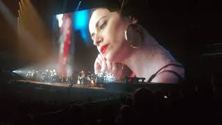 Pink Floyd 2018 Antwerp sing a poem for Mahmoud Darwish