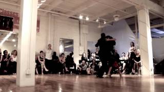 Virginia Pandolfi y Ney Melo, Chicago : Pugliese y D'Arienzo