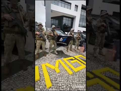 Quatro suspeitos de tráfico internacional de drogas morrem em confronto, piloto preso e outros fogem