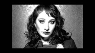 Regina Spektor - Man Of A Thousand Faces