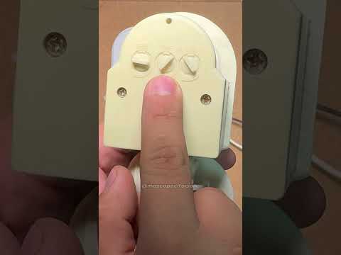 Conexion de un sensor de movimiento con un socket de porcelana