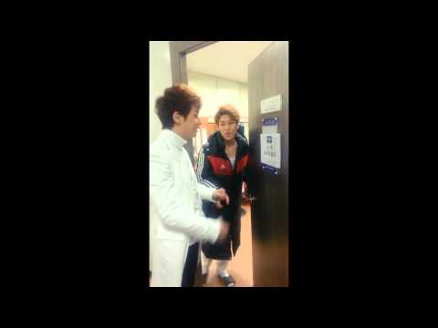 [Clip] 130201 Event Punishment : DongHyun taking a bus alone Cr. Boyfriend FB