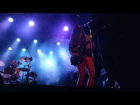 Eruca Sativa - Sola En Los Bares (En Vivo) en La Sala De Las Artes | Rosario 13.10.23