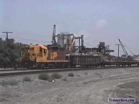 Classic Railroad Series 922 - SP GP9s at work