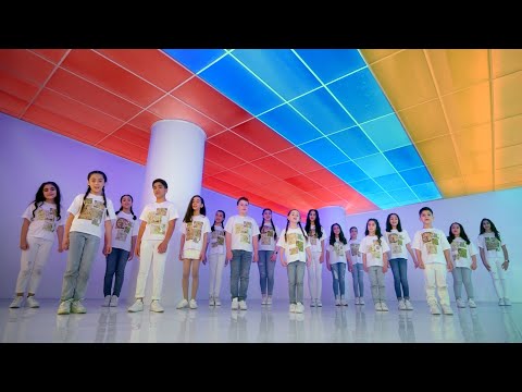 Arevik Music Centre - Qez het Hayastan / Քեզ հետ Հայաստան [Official Music Video]