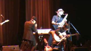 Leonard Cohen - Ain&#39;t no cure for love