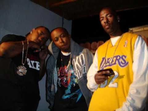 Da SiccoS Ft. Turf Talk CHUCK TAYLORS...