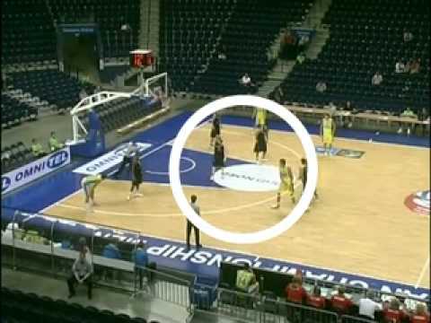 Referee Play 5 Action Reaction 29 09 2010