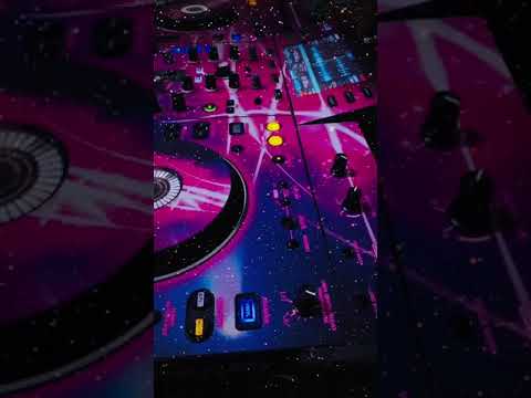 TECH-HOUSE MASHUPS DANCE