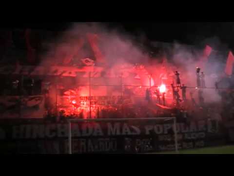 "Banderazo 2009 - NewellÂ´s Old Boys - Coloso del Parque (07.05.2009)" Barra: La Hinchada Más Popular • Club: Newell's Old Boys