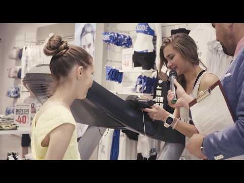Striukė moterims 4F, juoda video