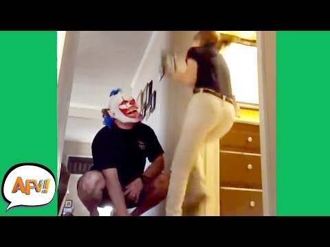 Sperieturi Amuzante Faze Comice Mori De Ras Faze Amuzante Incearca Sa Nu Razi