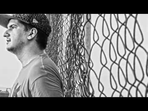 2 .Pako Tabako  "Revolución"