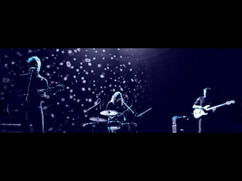 Low - The Great Destroyer Live at Primavera Sound 2010 [HQ]