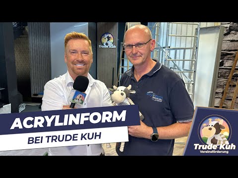 Letzter Feinschliff im Trude Kuh Studio – Acrylglas-Highlights von acrylinform setzen neue Maßstäbe