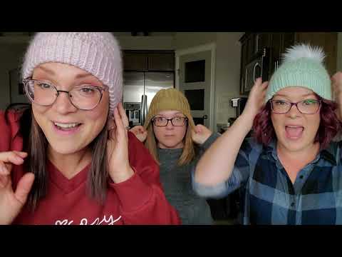 Cozy Up Knits episode 202: Cozy Up Toque Kal!!!