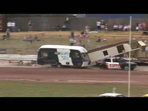 Race Video - Caravan Race at Arena Essex 2nd August 09 extract