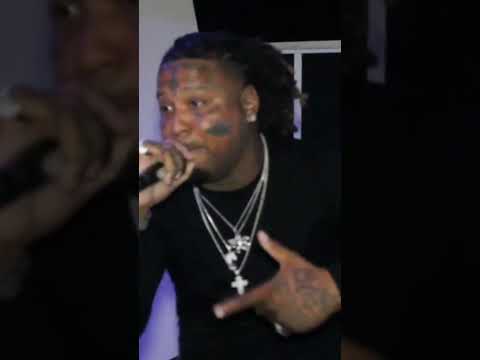 JL Beezy Snippet Performing Live in front of Atlantic Records Vice President of A&R's Jeff Sledge🎤🎶📸