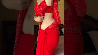 Gulabi Sharara | Dance ? | Thumak Thumak | #shorts #dance #uttarakhand # #viral #meghachaube