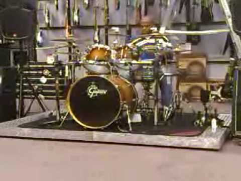 My bro killing the set!!! Fred Spencer STL!!!!!