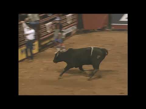 Owen Washburn vs Juice Monkey - 99 PBR Worcester (90 pts)