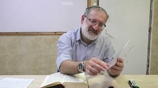 "תולדות קורח-אברהם" | הרב אהרון בק | עיונים בספר בראשית | שיעור 17 (ישיבת אפיקי דעת שדרות) - התמונה מוצגת ישירות מתוך אתר האינטרנט יוטיוב. זכויות היוצרים בתמונה שייכות ליוצרה. קישור קרדיט למקור התוכן נמצא בתוך דף הסרטון