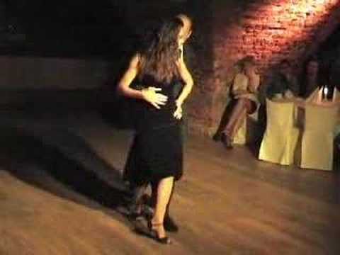 Maria Plazaola  and  Carlos Gavito  are  dancing  to  the  tango  "  Milonga para Gavito  "