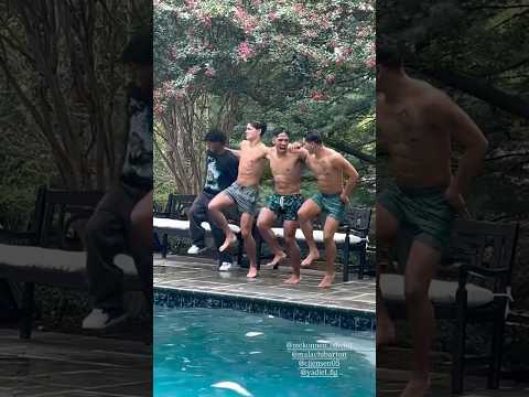 Not Yadiel almost falling😭#malachibarton @mekonnenknife #malachi #disney #disneychannel #zombies4