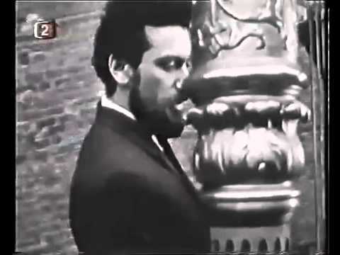 Po starých zámeckých schodech