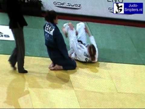 Judo 2009 Paris: San Miguel (ESP) - Campestrin (SUI) [-78kg].