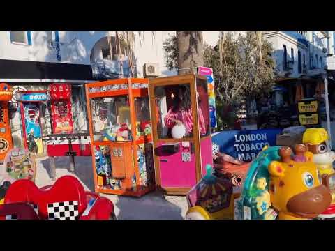 Caminhando .Turgutreis Bodrum .Verão 2023