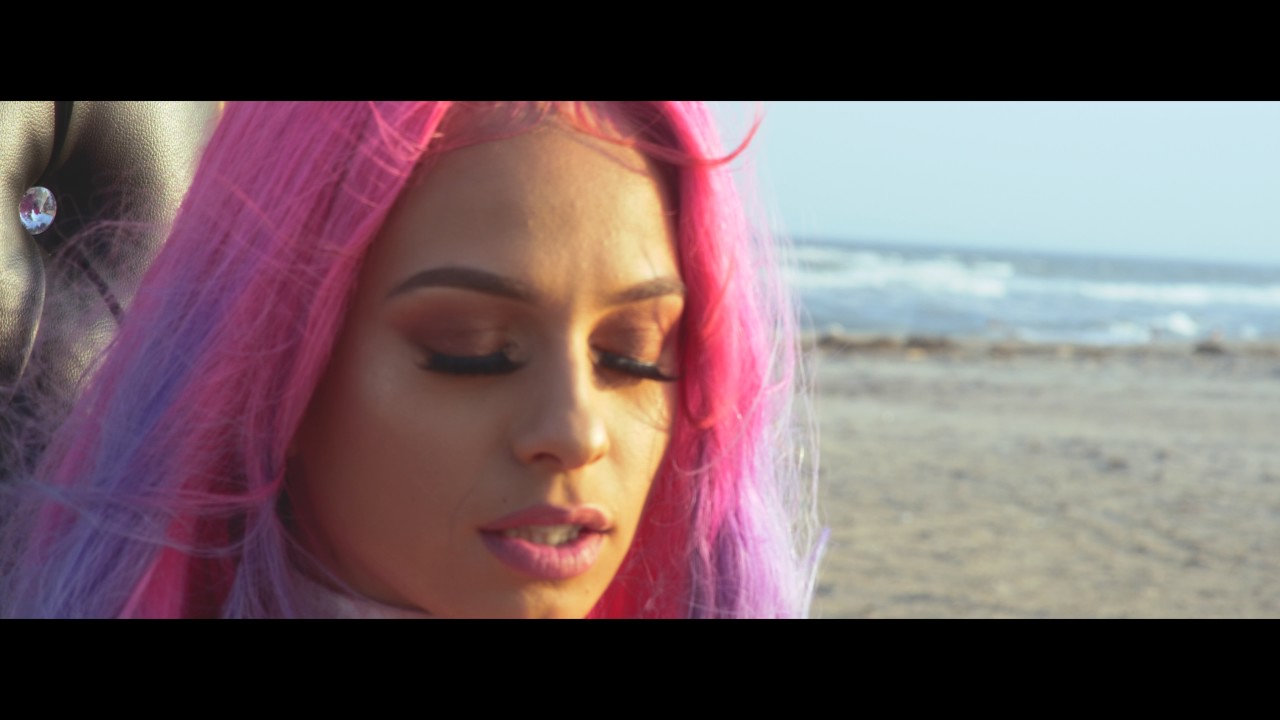 Mariahlynn — Too Much Money