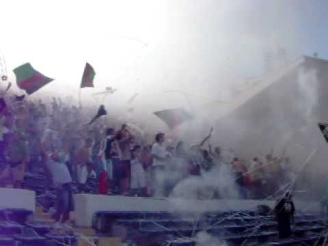 "Palestino Salida Estadio Nacional Final Clausura 2008" Barra: Los Baisanos &bull; Club: Club Deportivo Palestino