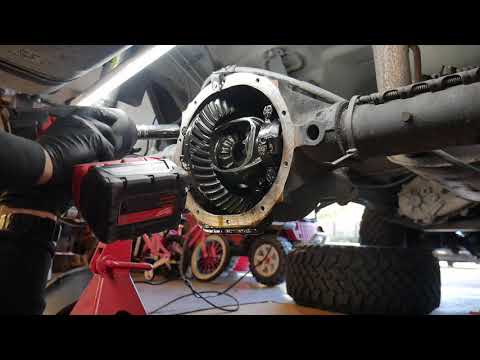 Removing A Differential Carrier Ring Gear and Pinion from Straight Axle Jeep Truck Suv / xj jk jl