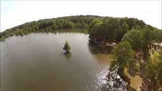 preview picture of video 'Flying a DJI Phantom at   Lake Marion SC   In an Alcove'