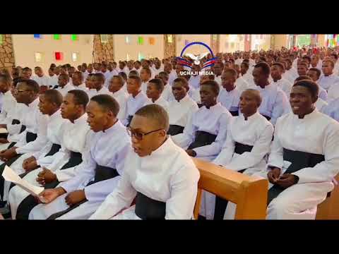 "NJOO MWANANGU LEO NIKUKABIDHI KUNDI"