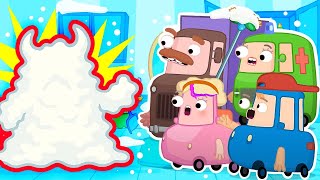 O monstro de sabão atacou os carrinhos da Família Wheelzy! Desenho animado infantil