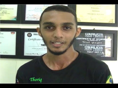 Pelangsing dengan GSD Self-pijat perut dan paha pelangsing