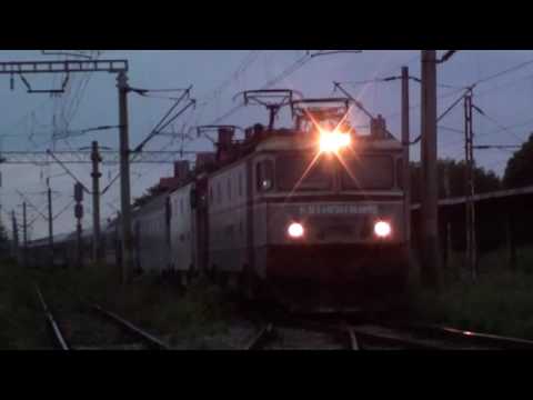 Tren IR1952 Suceava Nord - Mangalia pleaca din Suceava cu EA724 & EA627 - 12.08.2016