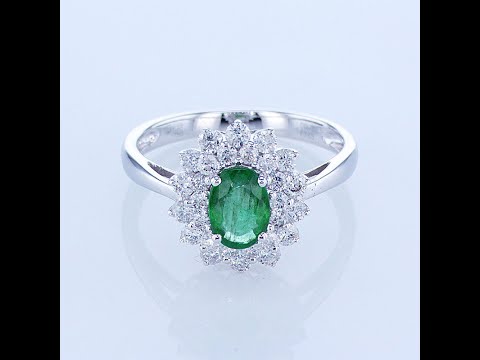 1.25CT 18KT WHITE GOLD DIAMOND AND GREEN EMERALD GEMSTONE FASHION RING (PART 1)