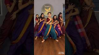 Download lagu latak matak chalu nako chatak chandni | Dance Reel #latakmataksong #punekar #marathitadka #dancers mp3