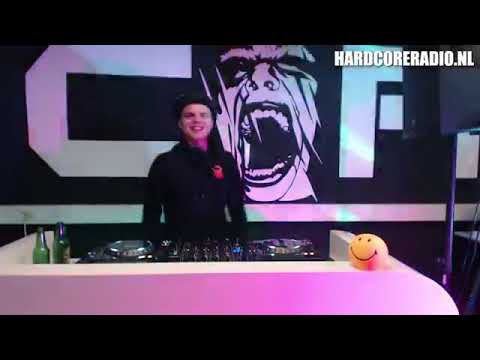 DJ Lekkerfaces live in the Mix 💯 Hardcore enjoying