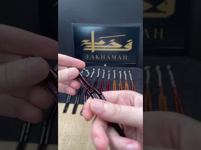 سبحة فاتوران سوداء بحبات أسطوانية وشرابة تراثية