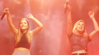 Maddie &amp; Tae - Shut Up And Fish (HD) - Koko - 24.08.17