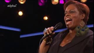 Dianne Reeves - 32 Flavors - Jazzwoche Burghausen 2012