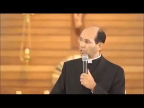 Padre Paulo Ricardo zomba dos evangélicos