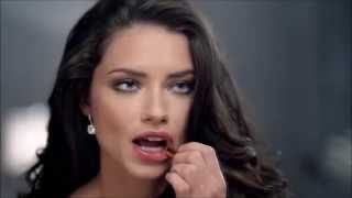Adriana Lima  - Les Parapluies de Cherbourg -