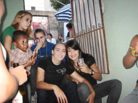 Familia Raposa da leste.wmv