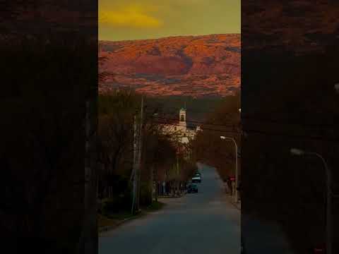 Un atardecer y las callecitas del pueblo, villa cura brochero 📸🤩 7/7/26 #sierrasdecordoba #cordoba