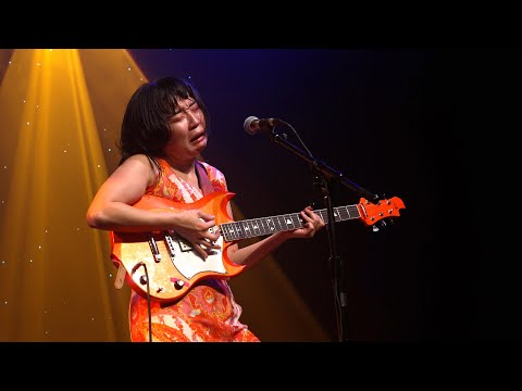 Otoboke Beaver - I won't dish out salads / Leave me alone! No, stay with me! (Live on KEXP)
